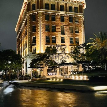 The Culver Hotel Bar & Restaurant - Love the way the hotel is timeless. - Hotels Near Me - Culver City, California The Culver Hotel Bar & Restaurant - Love the way the hotel is timeless. - Hotels Near Me - Culver City, California