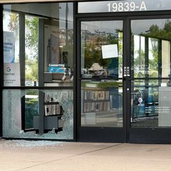 AT&T Store - 10/25/23