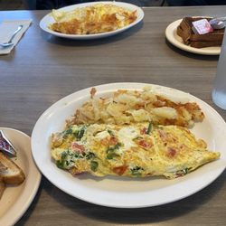 Mama Vicki's Coney Island North - Breakfast omelettes