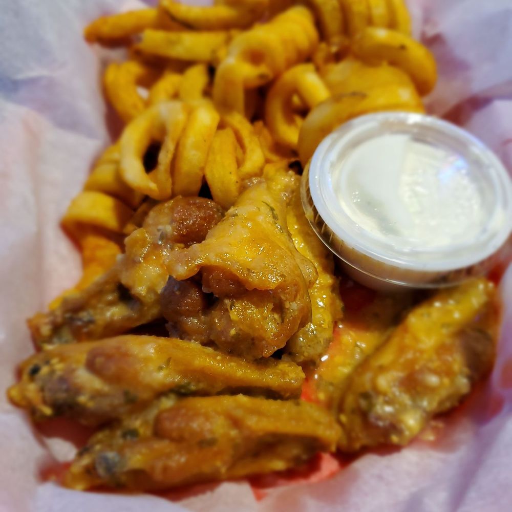 Backyard Bar And Grill - Wings - American Near Me - Smiths Station, Alabama Backyard Bar And Grill - Wings - American Near Me - Smiths Station, Alabama