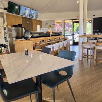 Ikura - Sushi Bars Near Me - Rocklin, California
