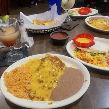 Casa Garcia's - William Cannon - Numero Uno - cheese enchiladas, crispy beef taco, queso, guacamole, rice and beans - Mexican Near Me - Austin, Texas