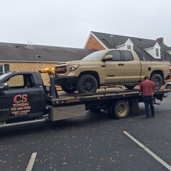 CS Towing - Great service!