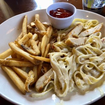 Olive Garden Italian Restaurant - Kids build your own Chicken Alfredo and fries - Italian Near Me - Clovis, California Olive Garden Italian Restaurant - Kids build your own Chicken Alfredo and fries - Italian Near Me - Clovis, California