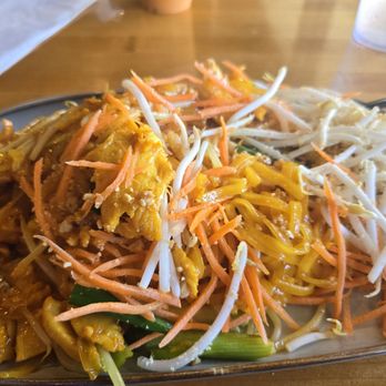 Boonsee Thai Kitchen - Norco - Chicken pad thai - Thai Near Me - Norco, California Boonsee Thai Kitchen - Norco - Chicken pad thai - Thai Near Me - Norco, California