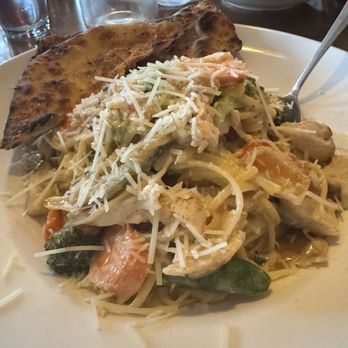 929 Woodfire Grill - Pasta Primavera with chicken & veggies. - Steakhouses Near Me - Port Angeles, Washington