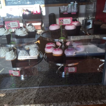 Smallcakes - St. Charles - Cupcakes! - Cupcakes Near Me - St. Charles, Illinois