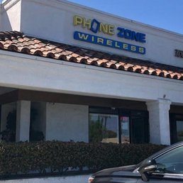 Exterior photo of Phone Zone Wireless - El Cajon, California Exterior photo of Phone Zone Wireless - El Cajon, California