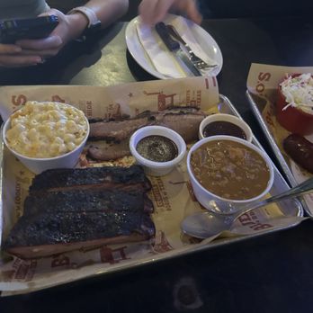 Bludso's BBQ - combo platter - Barbeque Near Me - Los Angeles, California Bludso's BBQ - combo platter - Barbeque Near Me - Los Angeles, California