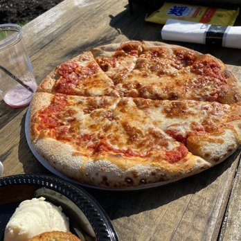 Narcisi Winery - Cheese Pizza - Wine Tasting Room Near Me - Gibsonia, Pennsylvania Narcisi Winery - Cheese Pizza - Wine Tasting Room Near Me - Gibsonia, Pennsylvania