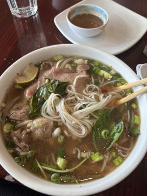 Buckeye Phở by null