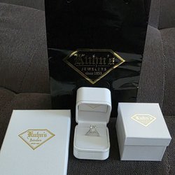 Kuhn's Jewelers - My GORGEOUS sparkly engagement ring!!