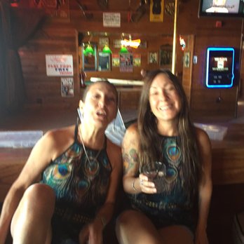 The Wild Idol Saloon - Twin and I on our birthday had lots of fun during the day! - Dive Bars Near Me - Byron, California