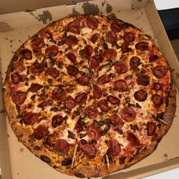 Jalapeno Bacon Pepperoni Pizza