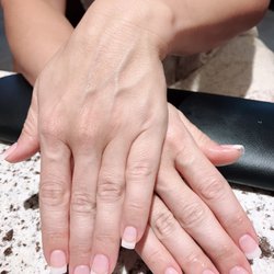 Noire The Nail Bar - Dipping powder
