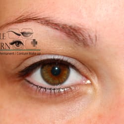 exclusive LONG-TIME-LINER Conture Make up - Nach der Pigmentierung: dezenter Lidstrich