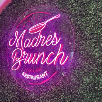 Madres Brunch - One of the signs for photos - Breakfast & Brunch Near Me - Corona, California
