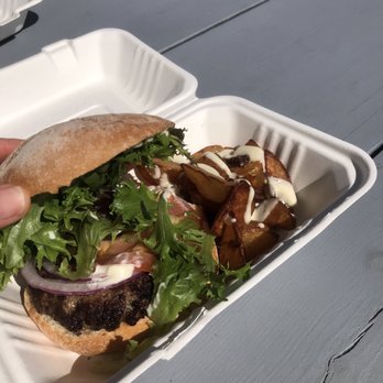 The Locavore - Burger - Food Trucks Near Me - Squamish, British Columbia