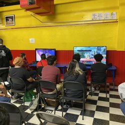 Rack N' Roll Family Fun Center