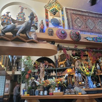 Tower Cafe - Breakfast & Brunch Near Me - Sacramento, California