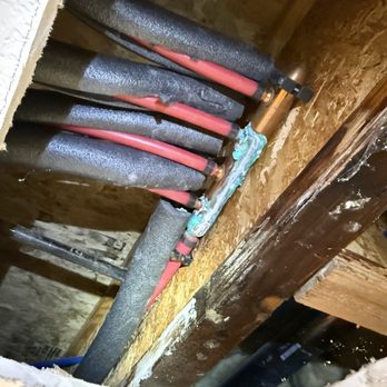 ArCor Rooter - Leaking manifold - Plumbing Near Me - Rialto, California ArCor Rooter - Leaking manifold - Plumbing Near Me - Rialto, California