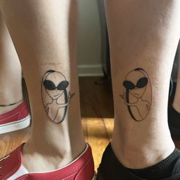 Matching Alien Tattoos Matching Alien Tattoos