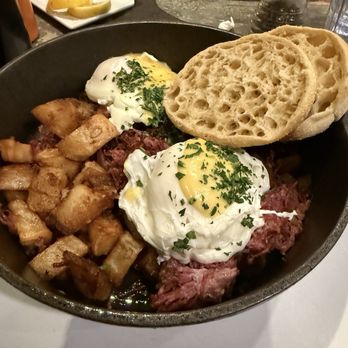 Scrambled Southern Diner - Corned beef egg skillet w English muffin - Breakfast & Brunch Near Me - Greensboro, North Carolina