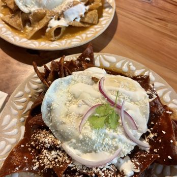 Leña Restaurant - Mole Chilaquiles - Bars Near Me - Alameda, California