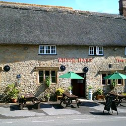 The White Hart - Lovely old building