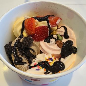Toppings Yogurt - Ice Cream & Frozen Yogurt Near Me - Beverly Hills, California Toppings Yogurt - Ice Cream & Frozen Yogurt Near Me - Beverly Hills, California
