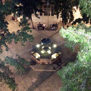 Zully - Courtyard view from uptop - Chilean Near Me - Santiago, RM
