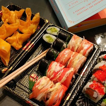 Sushi Queen - Sushi Bars Near Me - Tonawanda, New York