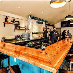 Side Gate Brewery & Beer Garden