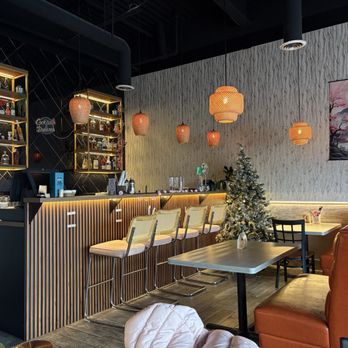 Tokasu Ramen Laksa Bar - Seating area - Ramen Near Me - Mississauga, Ontario Tokasu Ramen Laksa Bar - Seating area - Ramen Near Me - Mississauga, Ontario