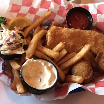 Islamorada Shrimp Shack - Combo Basket - Seafood Near Me - Islamorada, Florida