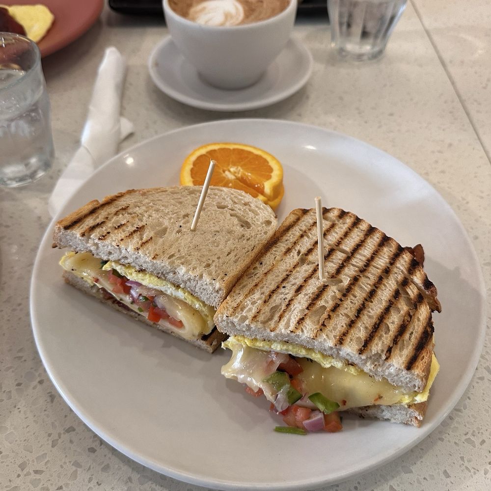 Le Buzz Caffe - Le Buzz Sandwich - Coffee & Tea Near Me - Tucson, Arizona