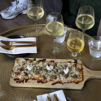 Little Wine House - Wine Bars Near Me - San Jose, California