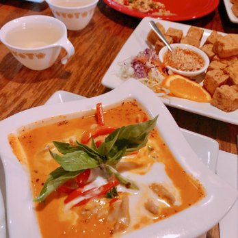 Thai Wisdom Bistro - Yummmmmm (panang + pork) - Thai Near Me - Kirkland, Washington