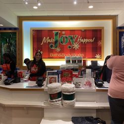 Bath & Body Works - Holiday decoration
