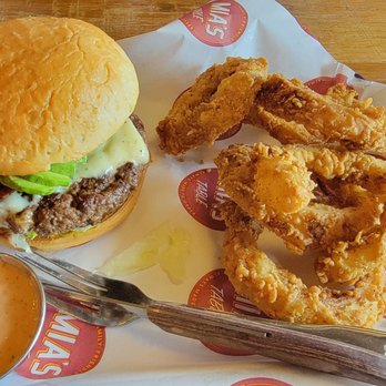 Mia's Table - American Near Me - Shenandoah, Texas