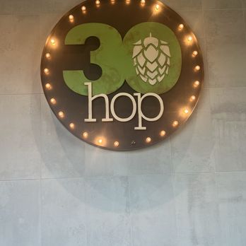 30hop - Bars Near Me - Merriam, Kansas