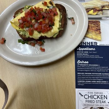 Lynn's Table - Avocado Toast - American Near Me - Spring, Texas