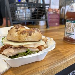 Fox's Bagel & Deli