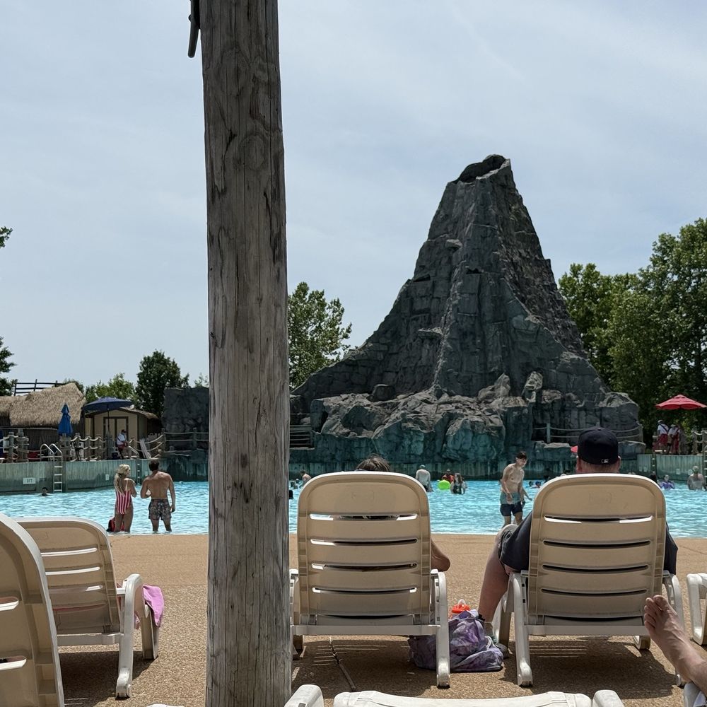 Wave pool Wave pool