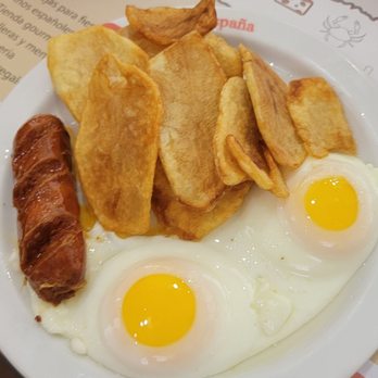 Delicias de Espana 3 - Huevos fritos con chorizo y patatas - Spanish Near Me - Miami, Florida