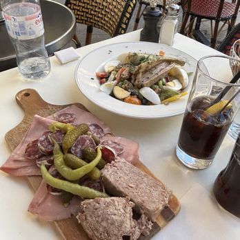 Le Oken - Charcuterie & Nicoise Salad - French Near Me - Paris, 01