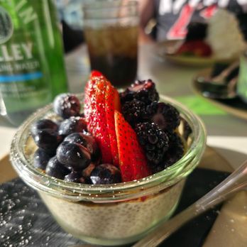 Malibu Farm - Chia pudding (vegan) - Breakfast & Brunch Near Me - San Diego, California