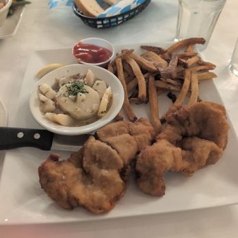 Edelweiss Restaurant - Wiener Schnitzel - German Near Me - Norridge, Illinois Edelweiss Restaurant - Wiener Schnitzel - German Near Me - Norridge, Illinois