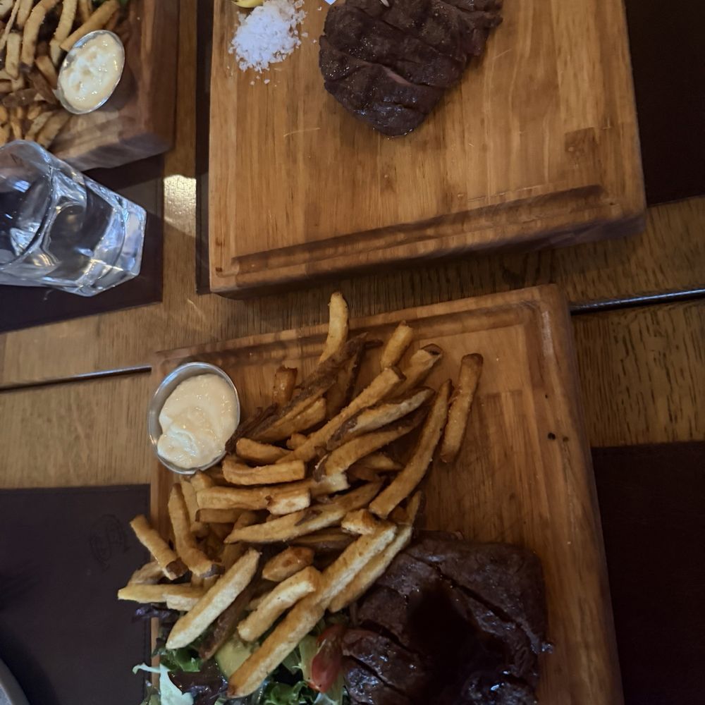 Chuck's Steakhouse - Steakhouses Near Me - Banff, Alberta Chuck's Steakhouse - Steakhouses Near Me - Banff, Alberta