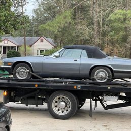 The fellow that towed the truck was a really nice fellow and did a great job!